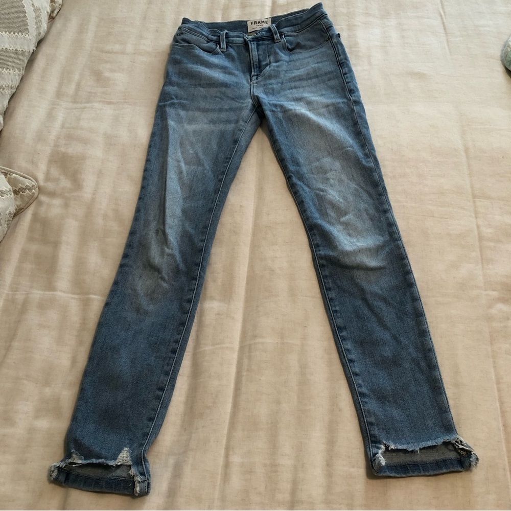 Frame Le High Skinny